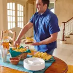Hefty Supreme 3-Compartment Foam Plates, 10 1/4", 200 ct. - Image 4