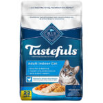 Blue Buffalo Tastefuls Chicken & Brown Rice Adult Indoor Dry Cat Food, 22 lbs.