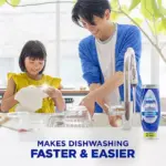 Dawn EZ-Squeeze Platinum Liquid Dish Soap, Fresh Rain Scent, 4 pk., 97.2 fl. oz. - Image 9