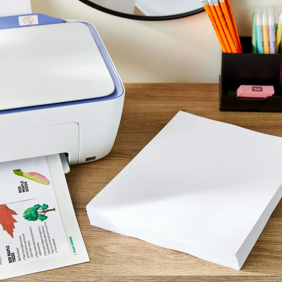 Pen + Gear Copy Paper, 8.5 x 11, 92 Bright, White, 20 lb., 1 Ream (500 Sheets) - Image 2